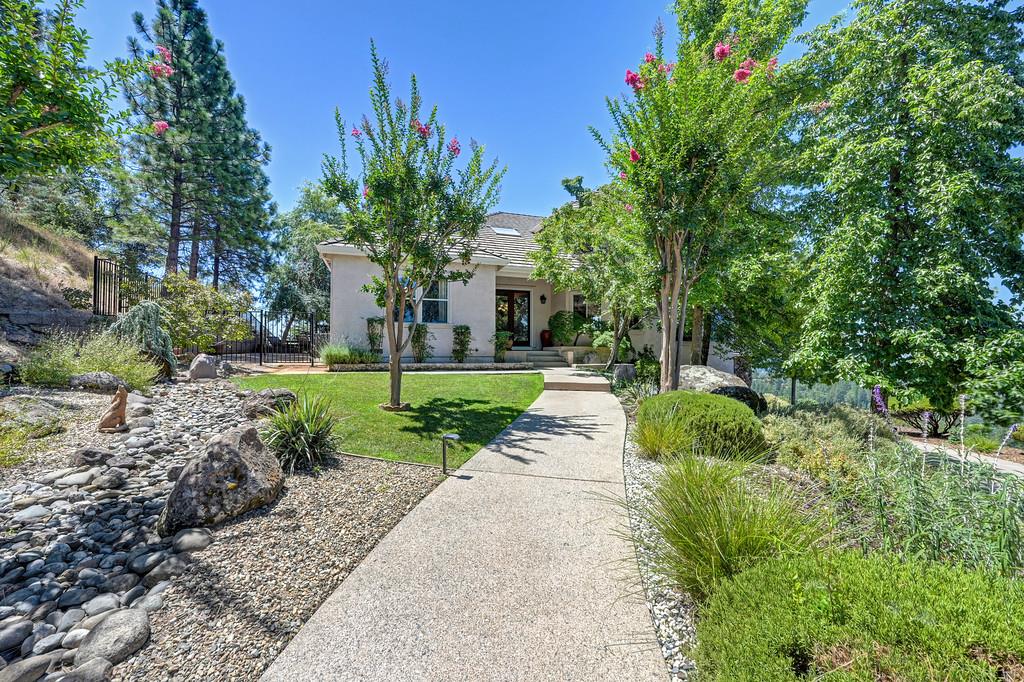 770 Bridle Path Road Colfax, CA 95713 - Photo 5 of 80 Walking path to front entry