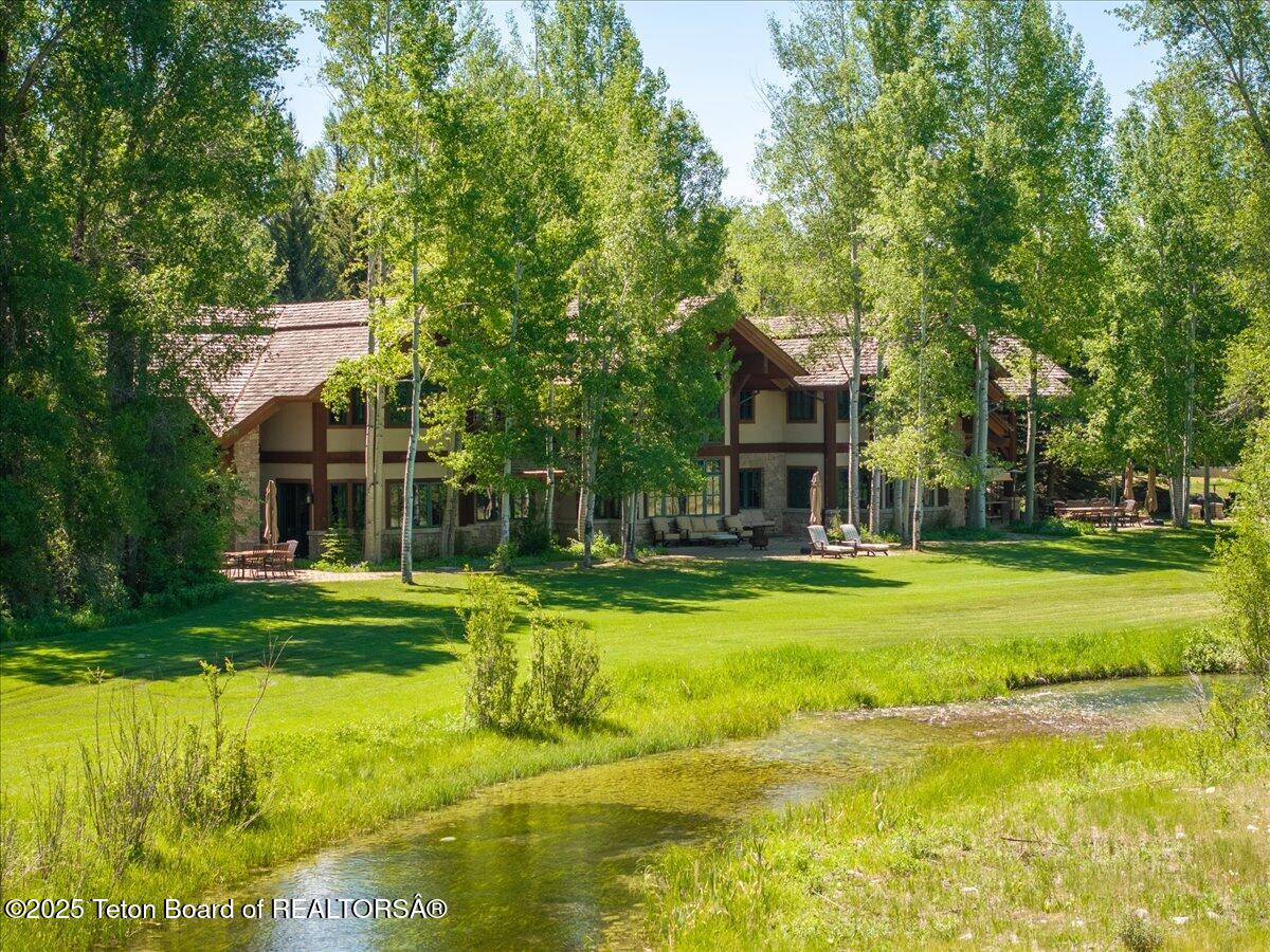 6355-6335 Red Tail Road Jackson, WY 83001 - Photo 11 of 73 Main House