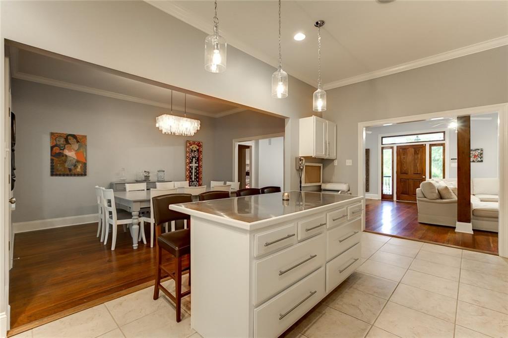 22220 Rue Coquille Mandeville, LA 70471 - Photo 9 of 19 Gallery Image 9