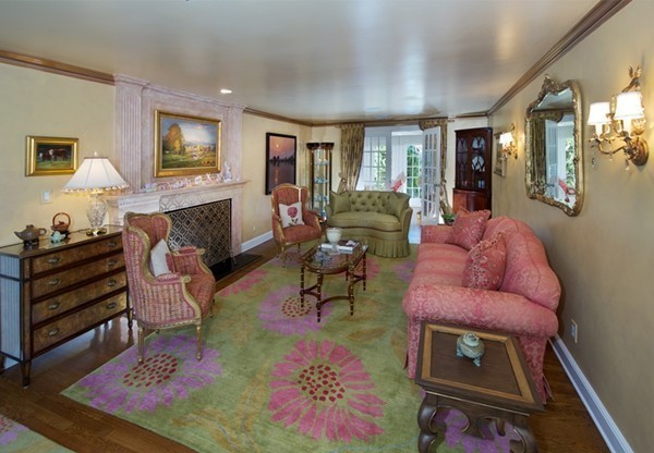 81 Albion Road Wellesley, MA 02481 - Photo 10 of 20