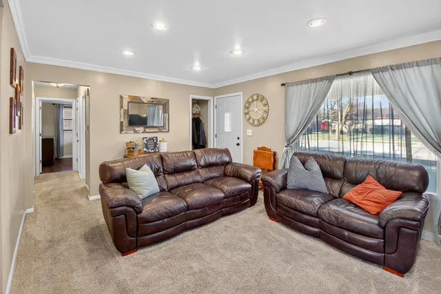 $247,500 | 1123 Montclair Drive, Racine, WI 53402