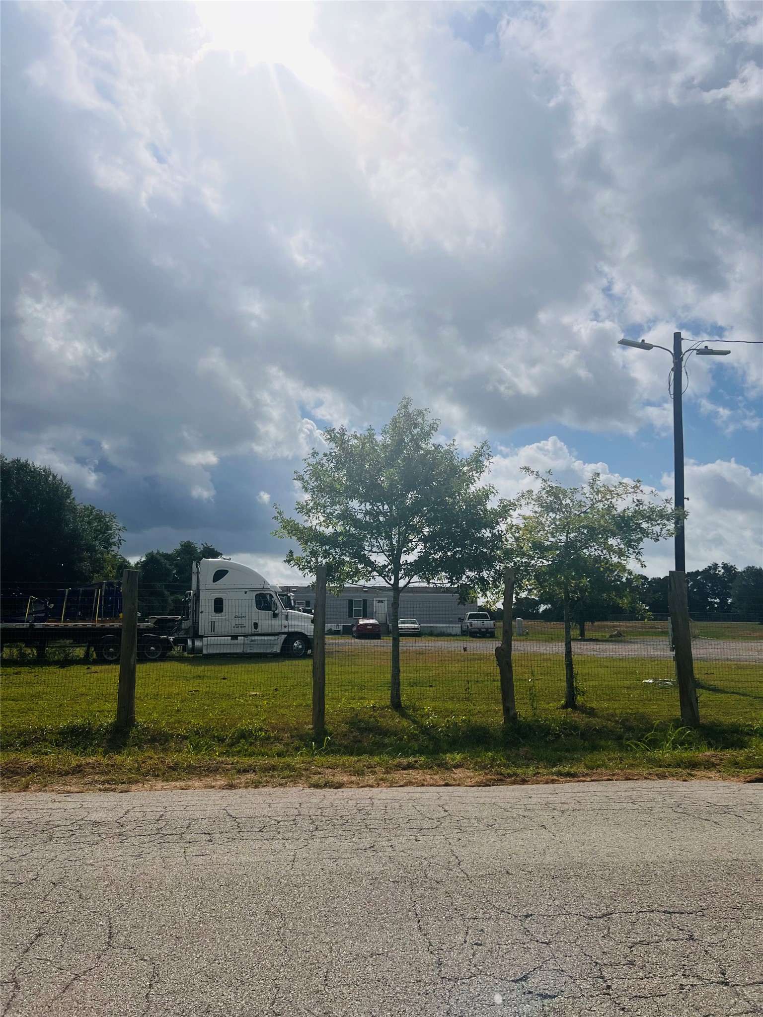 21728 Fairground Road Hempstead, TX 77445 - Photo 22 of 23 a view of a park