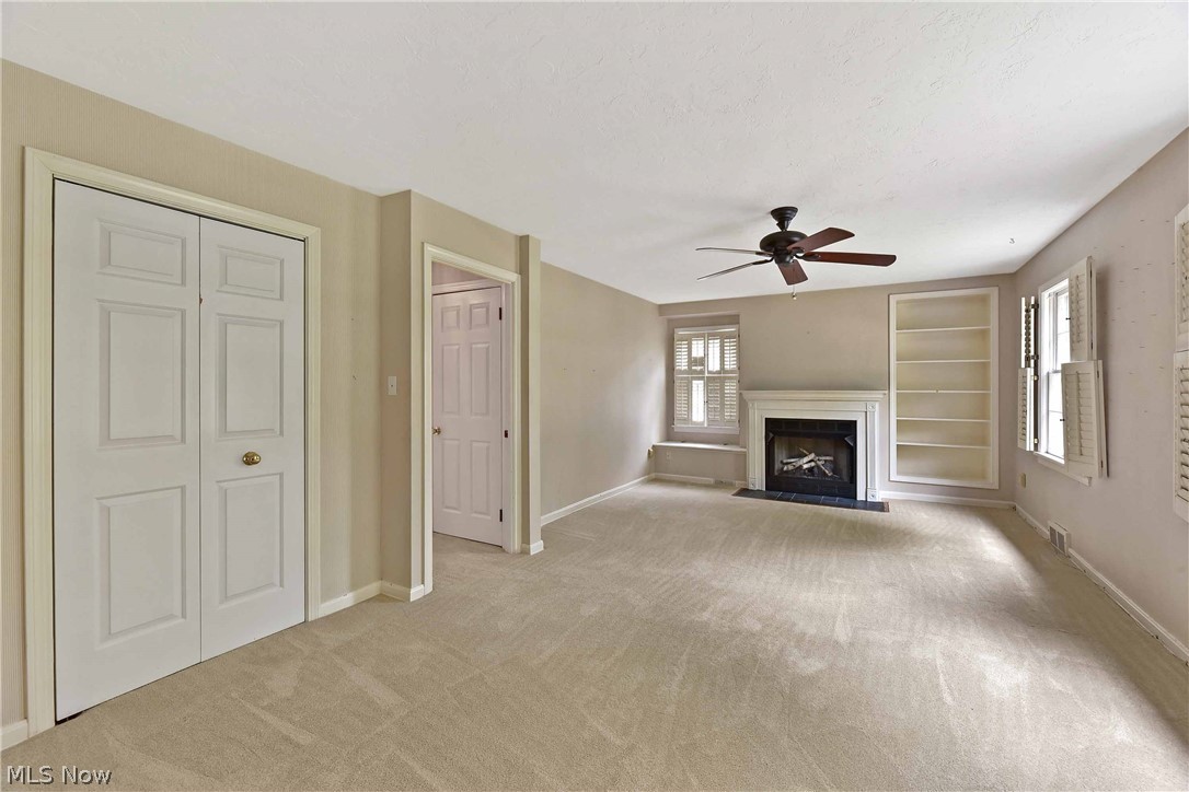 5046 Farnhurst Road Cleveland, OH 44124 - Photo 10 of 31