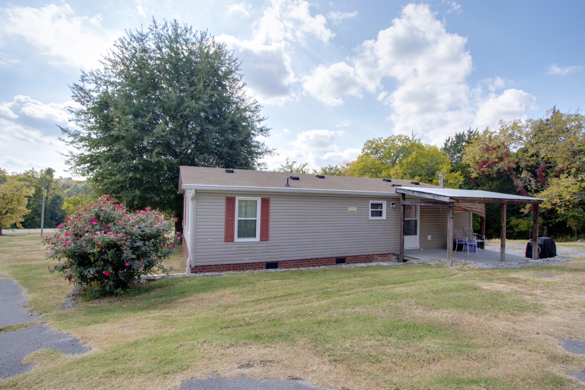 745 Holloway Road Lebanon, TN 37090 - Photo 23 of 30 a front view of a house with porch