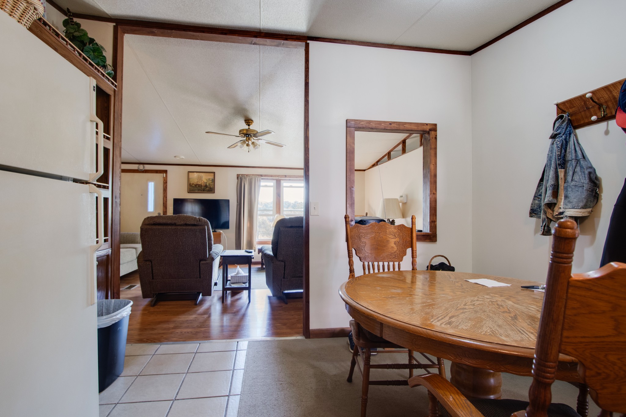 745 Holloway Road Lebanon, TN 37090 - Photo 9 of 30 a dining room with furniture and window