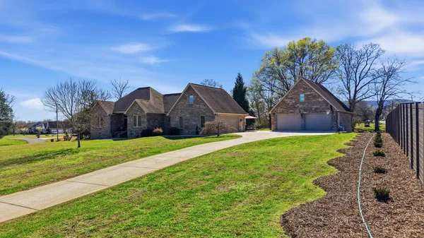 $795,000 | 120 Mountain Meadow Lane, Kimball, TN 37347