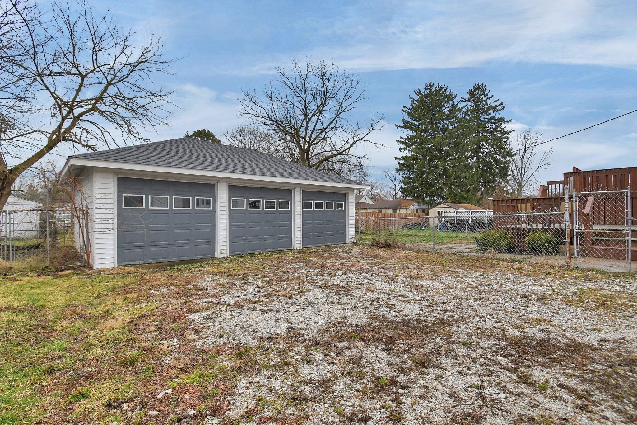 1887 Jackson Road Columbus, OH 43223 - Photo 26 of 26 36-web-or-mls-1887-jackson-rd
