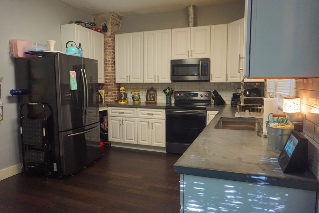 1708 18th Street Columbus, GA 31901 - Photo 8 of 29 Kitchen