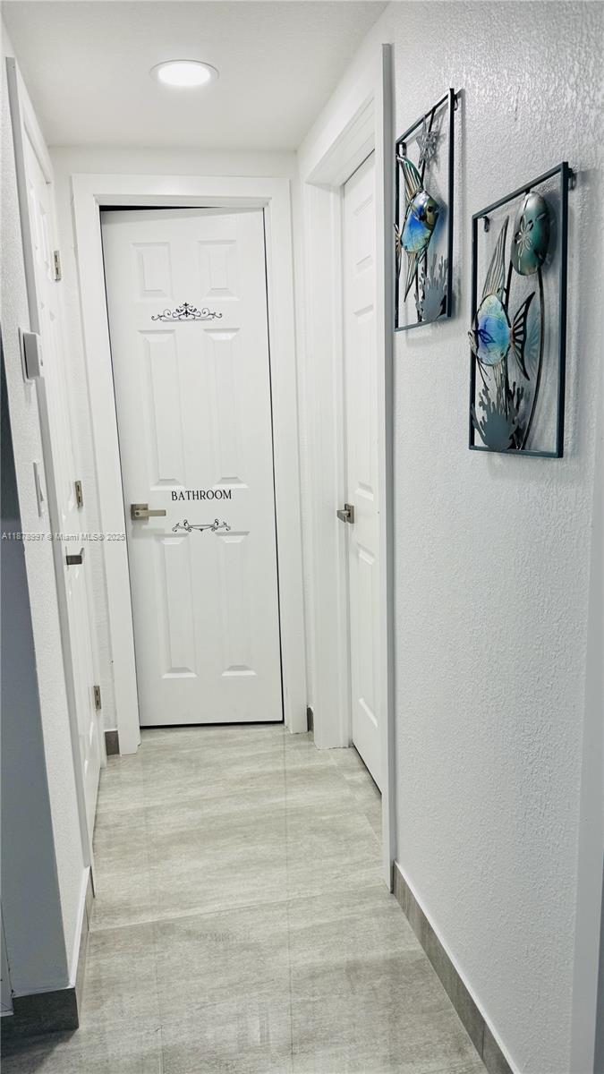 60 Southeast Marlin Avenue Key Largo, FL 33037 - Photo 25 of 40 an entryway door
