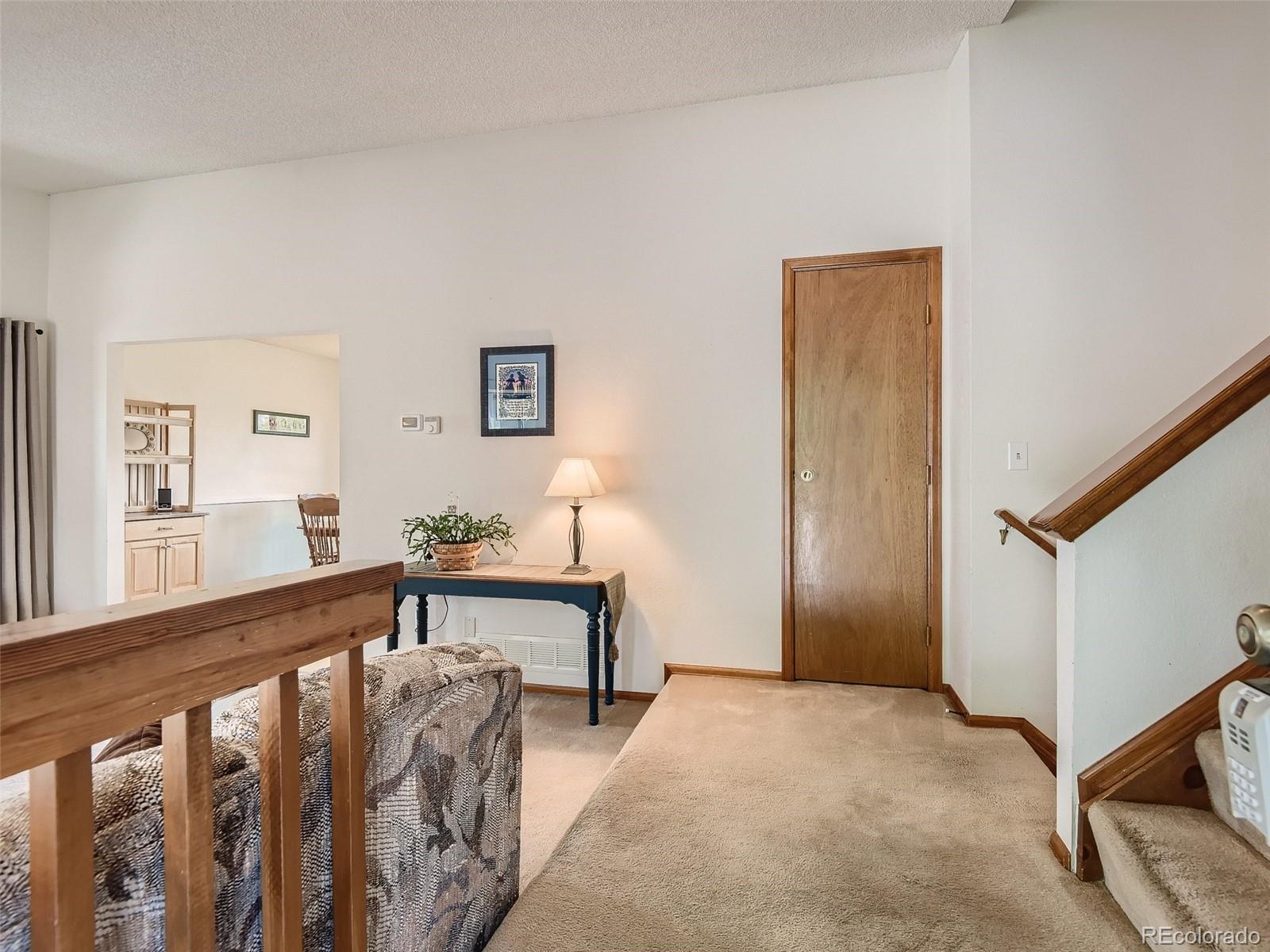 523 Ridgeglen Way Highlands Ranch, CO 80126 - Photo 4 of 27 Gallery Image 4