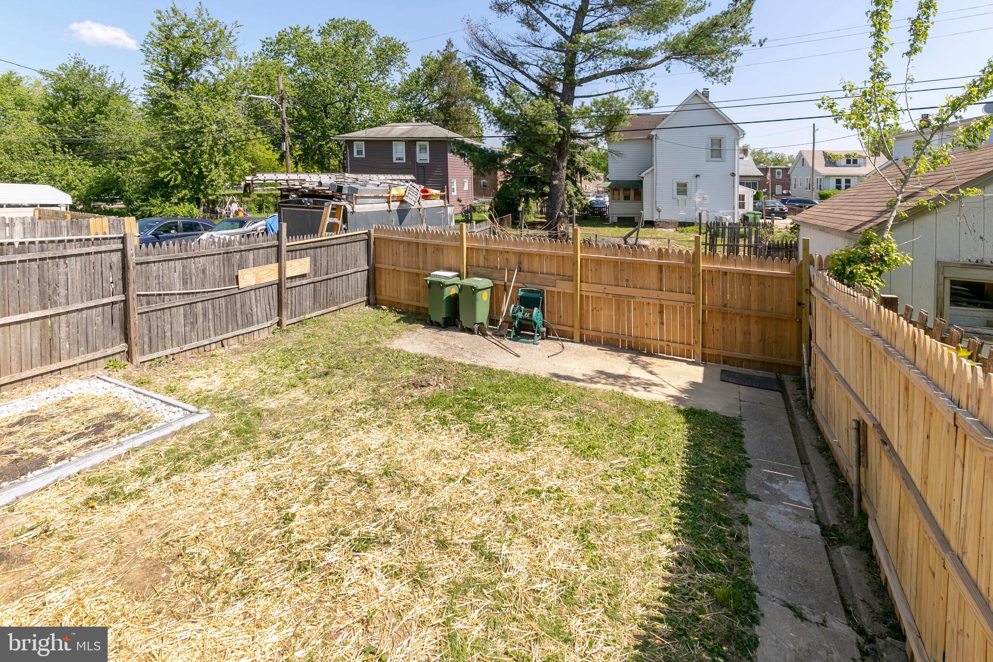 168 West Meadow Road Baltimore, MD 21225 - Photo 9 of 44 Parking for 2 Cars behind Gate!