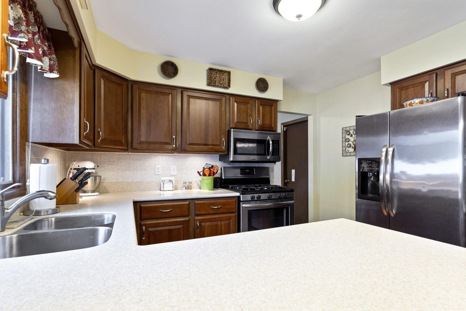 5415 Lakecrest Road Caledonia, IL 61011 - Photo 8 of 49 Gallery Image 8