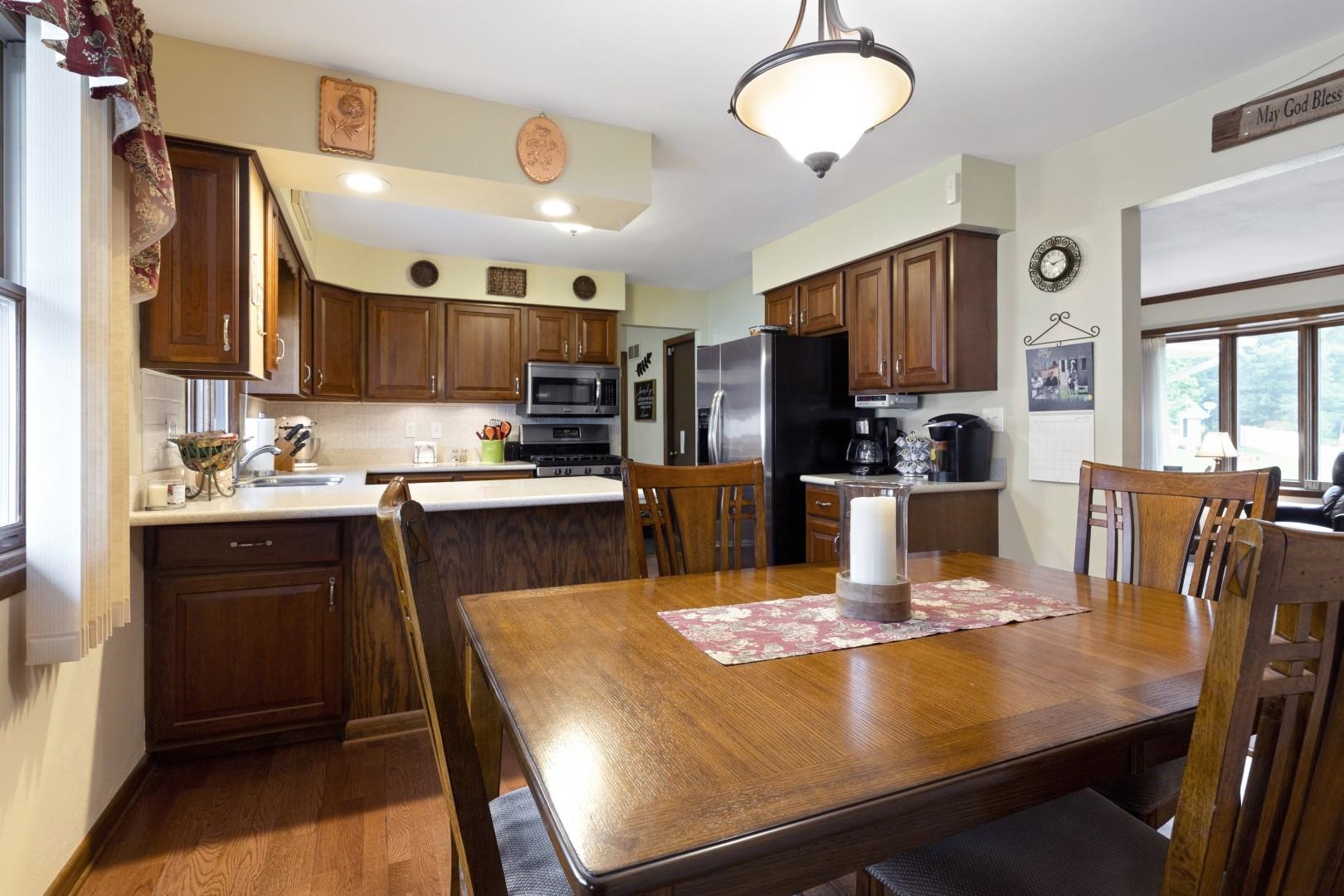 5415 Lakecrest Road Caledonia, IL 61011 - Photo 9 of 49 Gallery Image 9