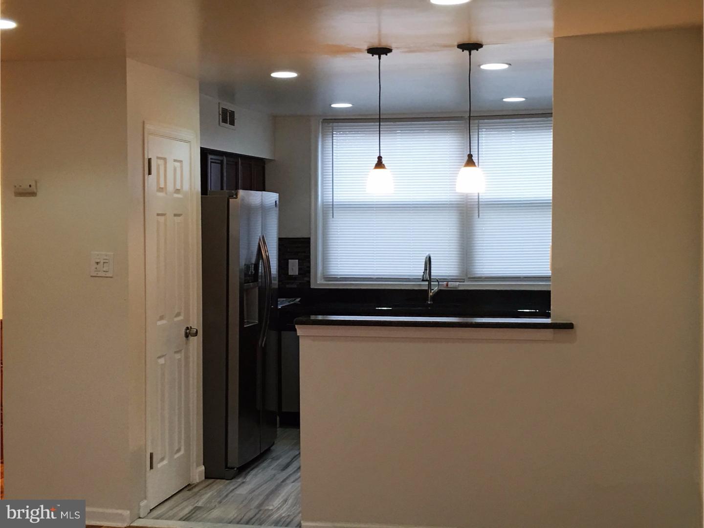 12202 Sweet Briar Road Philadelphia, PA 19154 - Photo 2 of 25 Kitchen