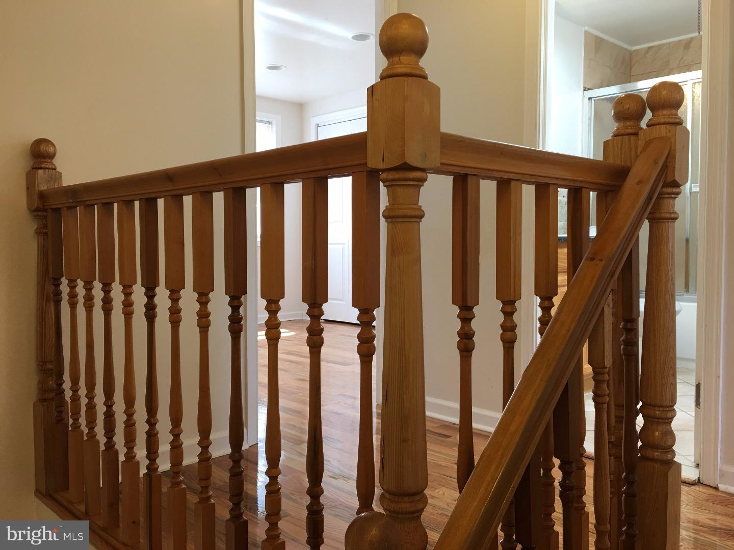 12202 Sweet Briar Road Philadelphia, PA 19154 - Photo 11 of 25 Hallway