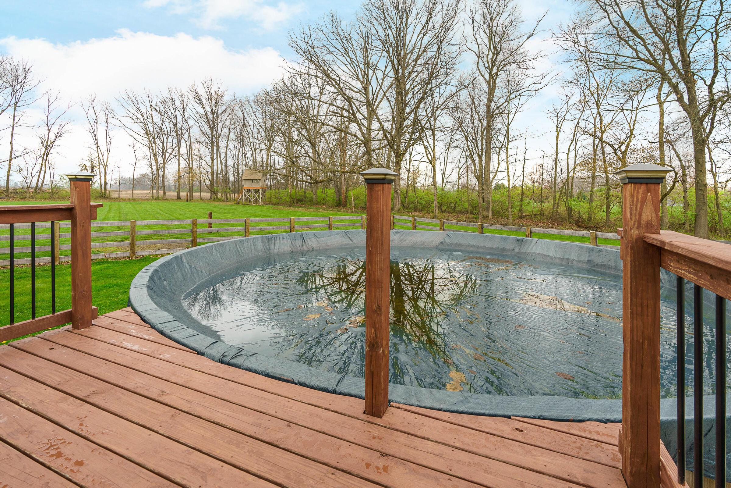 1232 Dale Ford Road Delaware, OH 43015 - Photo 49 of 59 Newer decking, retaining wall and sidewalk.