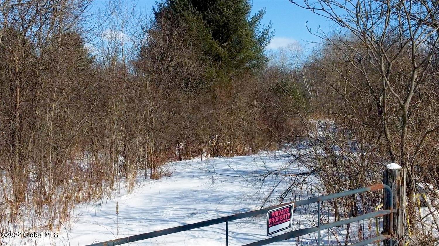 318 Old State Road Johnstown, NY 12095 - Photo 6 of 23 5