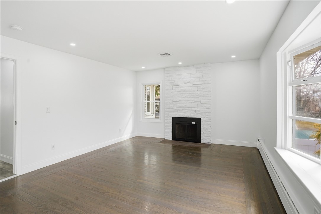 109 Cobble Hill Road Lincoln, RI 02865 - Photo 23 of 45