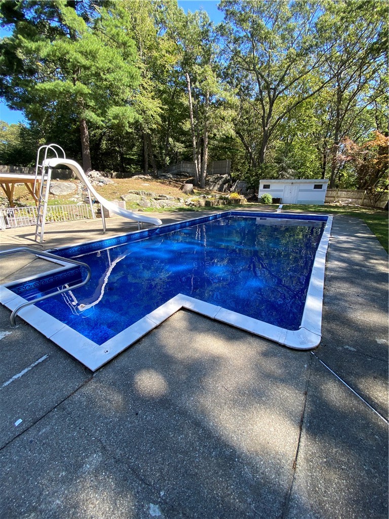 109 Cobble Hill Road Lincoln, RI 02865 - Photo 5 of 45