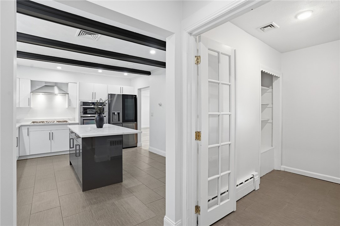 109 Cobble Hill Road Lincoln, RI 02865 - Photo 8 of 45