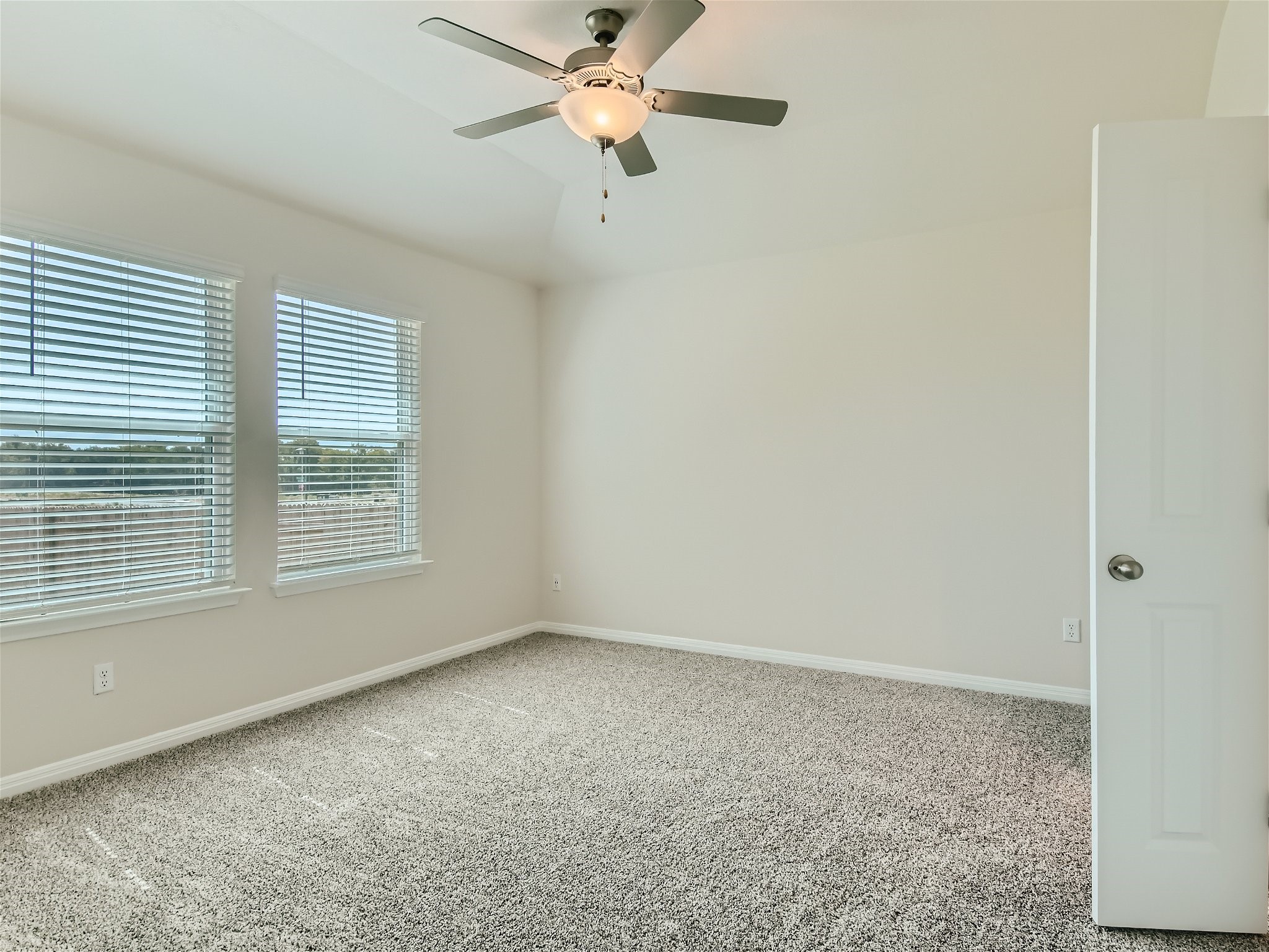 512 Dayspring Cove Georgetown, TX 78628 - Photo 13 of 27 Primary Bedroom