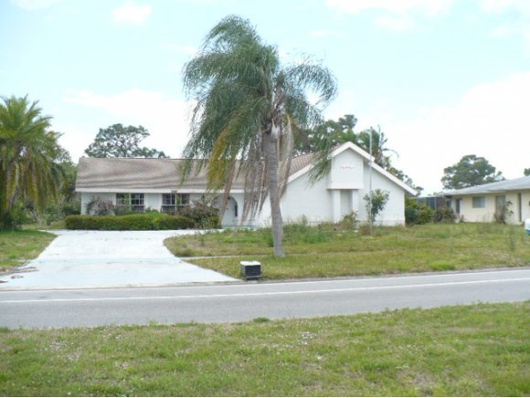 540 Ne Port Palm Bay, FL 32905 - Photo 1 of 10 Primary Photo