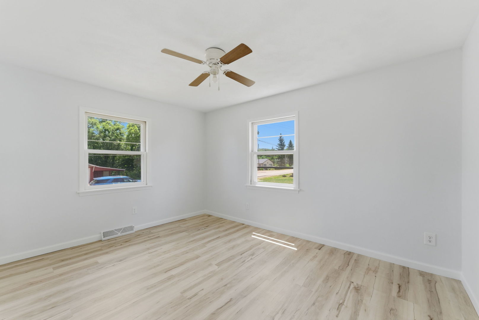 698 Hillcrest Road Milan, IL 61264 - Photo 8 of 19