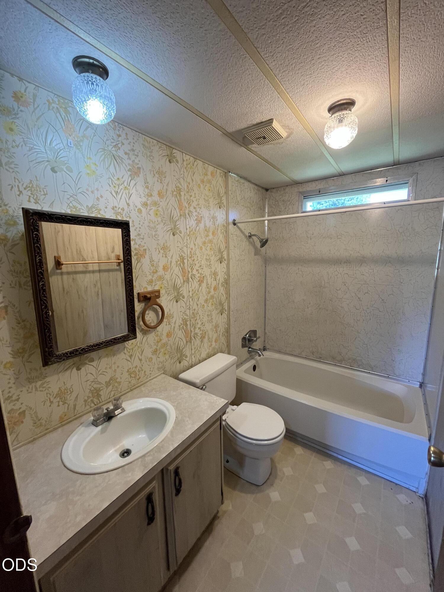 31433 Price Street Bonanza, OR 97623 - Photo 9 of 13