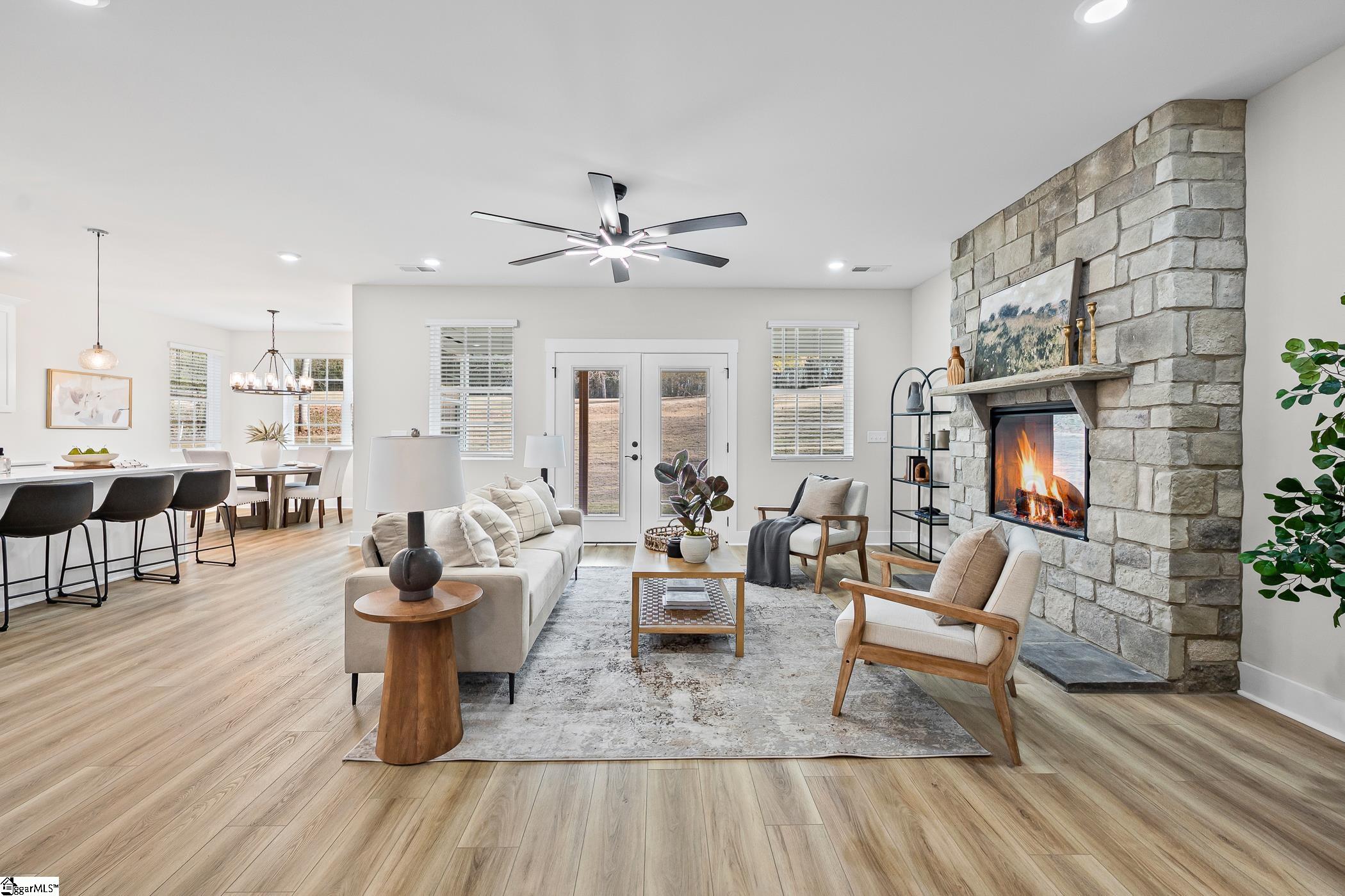 315 Lakefront Drive Anderson, SC 29626 - Photo 6 of 50