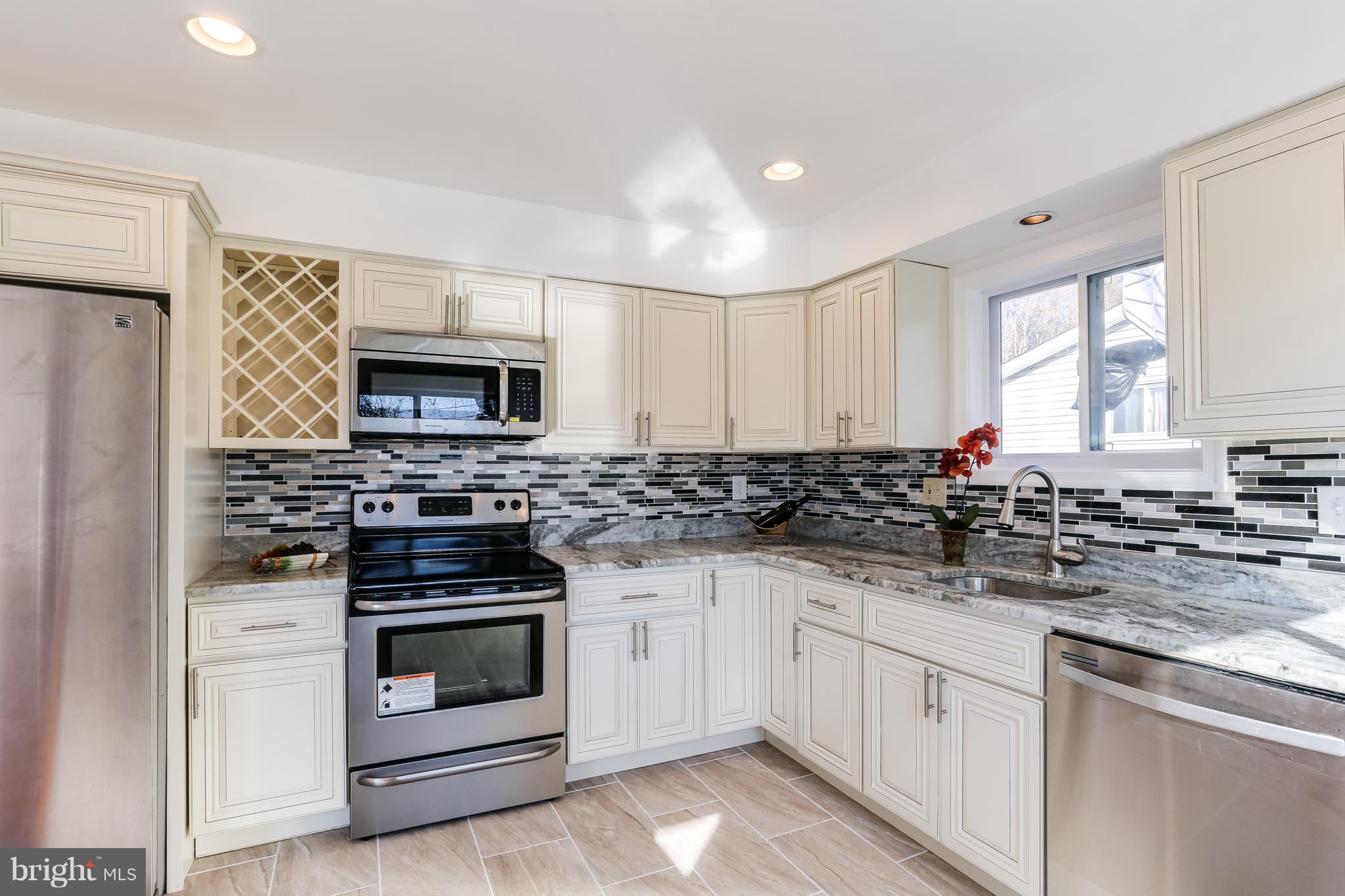 3721 Collier Road Randallstown, MD 21133 - Photo 9 of 29 Kitchen