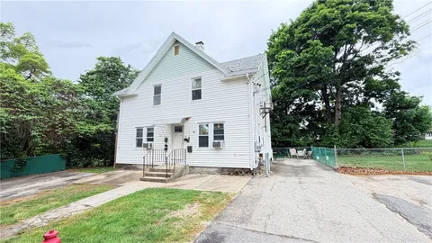 $425,000 | 89 Adelaide Avenue, Warwick, RI 02886