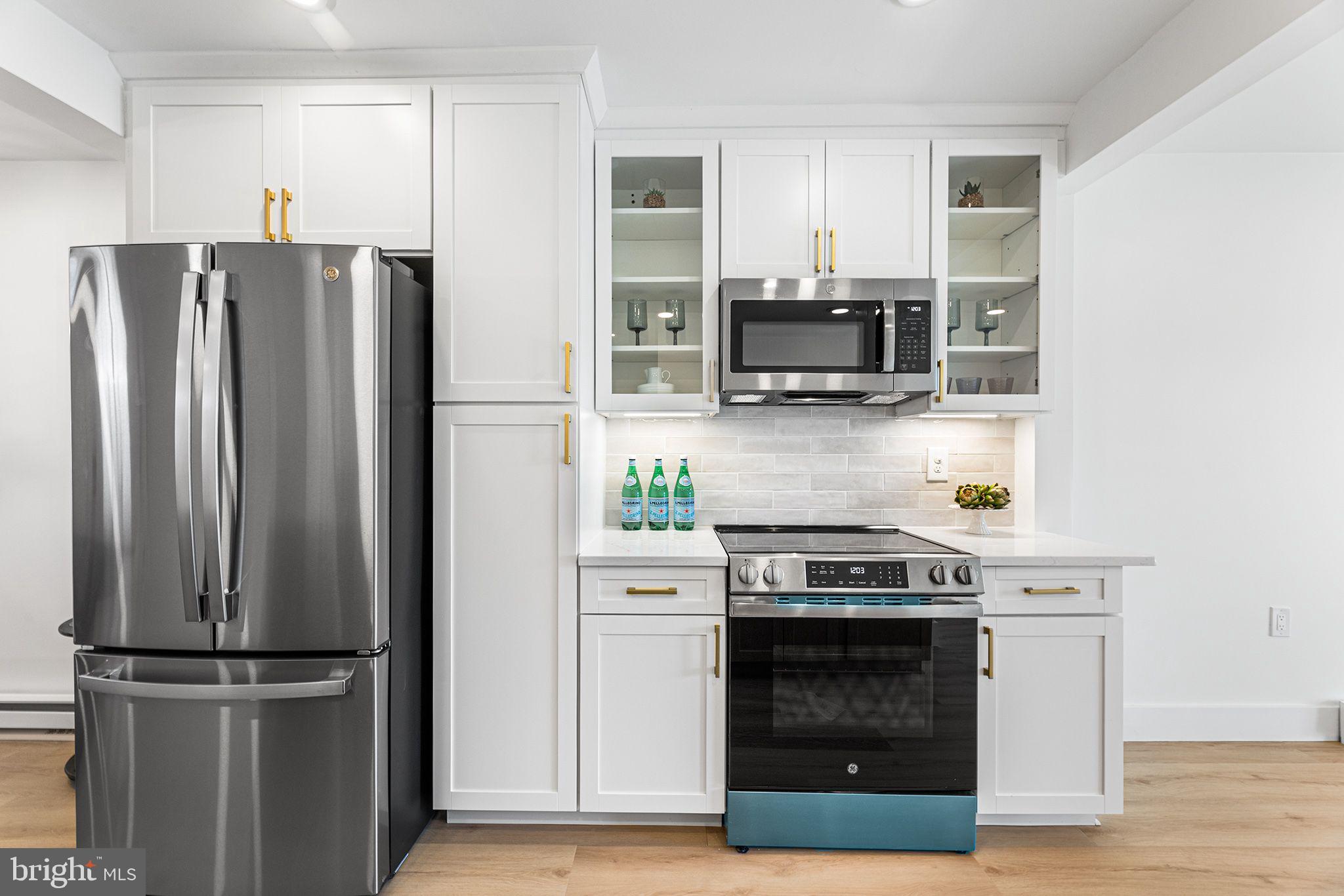 615 Salt Spray Road, Unit 3E Ocean City, MD 21842 - Photo 23 of 39 Kitchen appliances