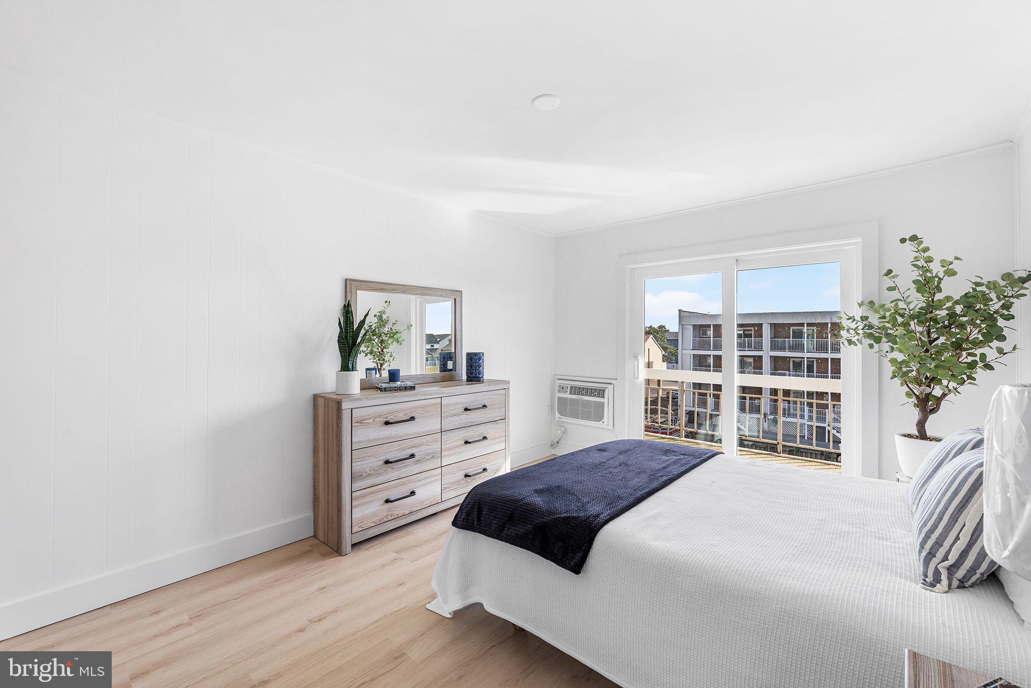 615 Salt Spray Road, Unit 3E Ocean City, MD 21842 - Photo 27 of 39 Primary Bedroom from the corner