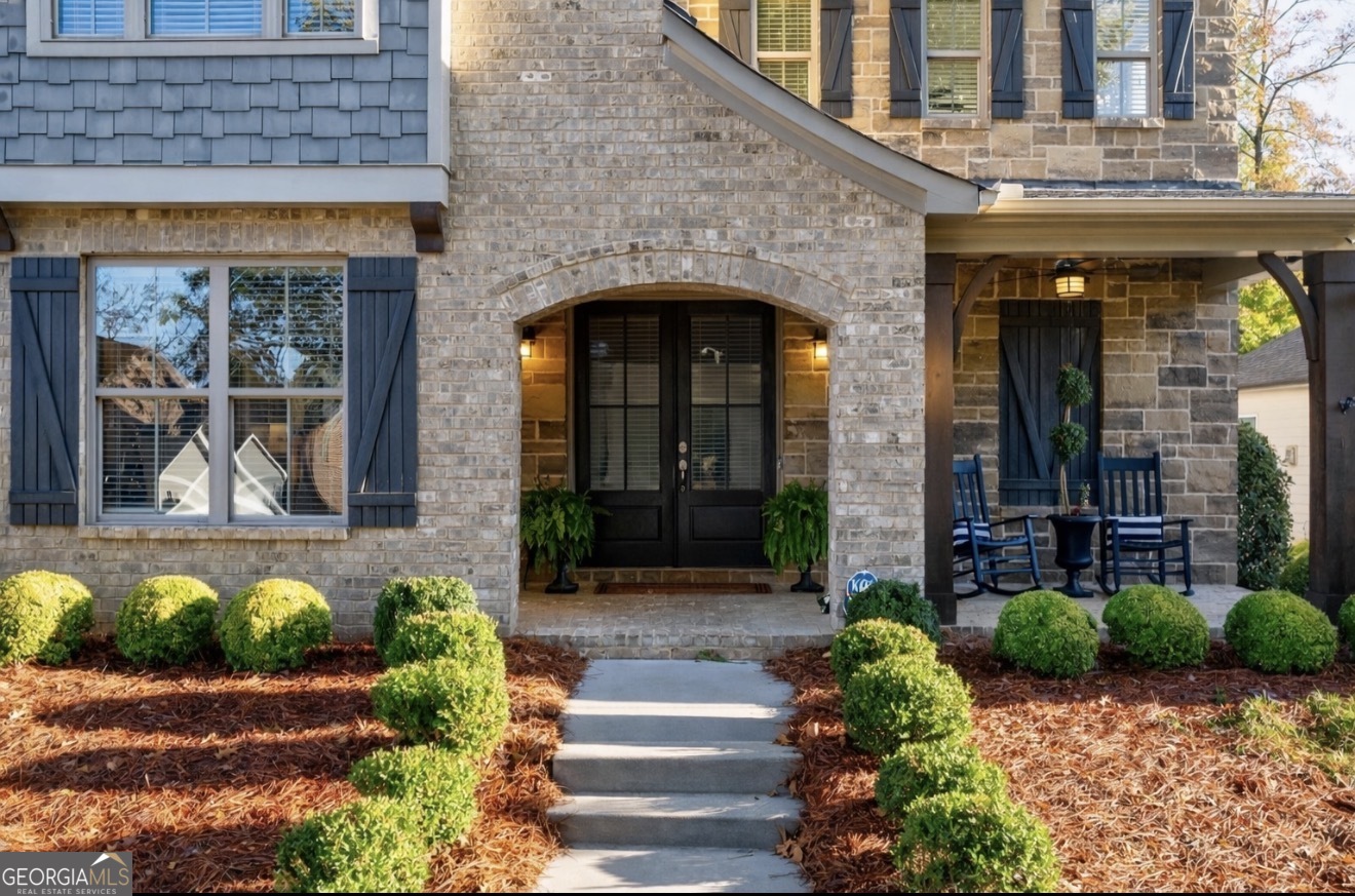 361 Edgewater Drive Athens, GA 30605 - Photo 3 of 60