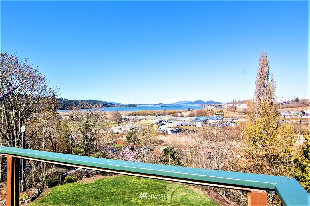 8056 Summit Park Road Anacortes, WA 98221 - Photo 3 of 35 Gallery Image 3