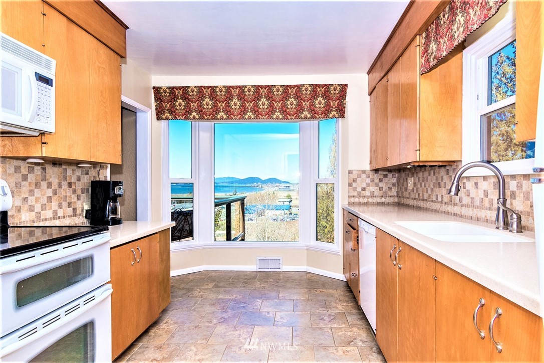 8056 Summit Park Road Anacortes, WA 98221 - Photo 21 of 35 Gallery Image 21