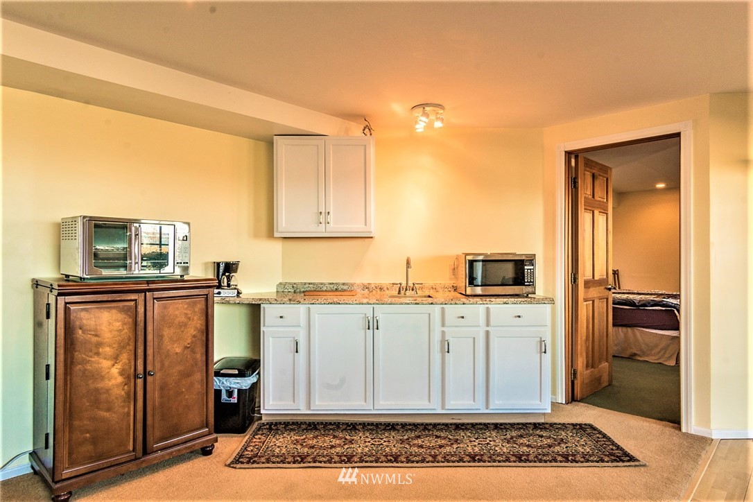 8056 Summit Park Road Anacortes, WA 98221 - Photo 32 of 35 Gallery Image 32