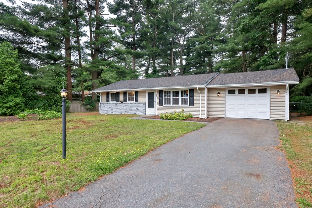 59 Michael Road Raynham, MA 02767 - Photo 3 of 22 Gallery Image 3