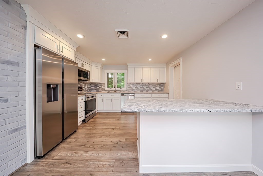 59 Michael Road Raynham, MA 02767 - Photo 6 of 22 Gallery Image 6