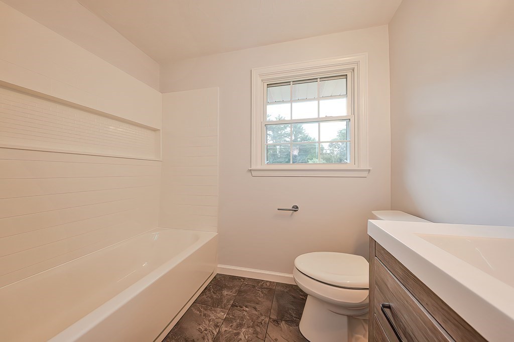59 Michael Road Raynham, MA 02767 - Photo 10 of 22 Gallery Image 10