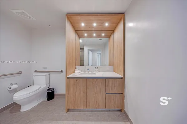 $825,000 | 11 Northeast 6th Street, Unit 2307, Miami, FL 33132