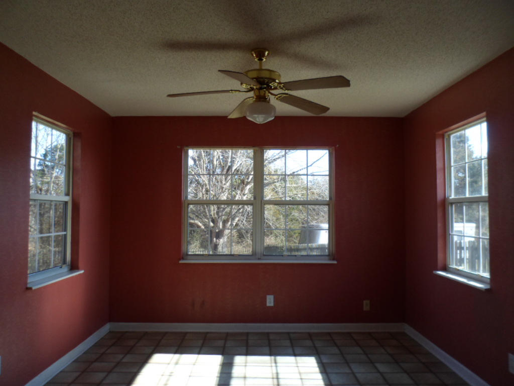 7530 Applecross Road Corryton, TN 37721 - Photo 2 of 19 SAM_5380