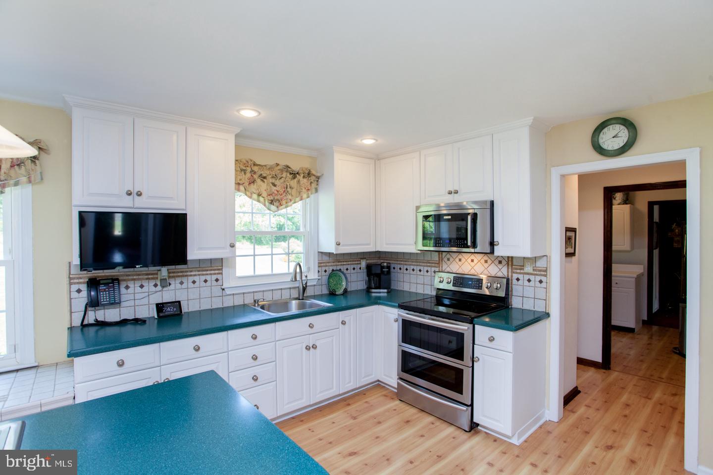 369 South Sugan Road New Hope, PA 18938 - Photo 16 of 56 Gallery Image 16