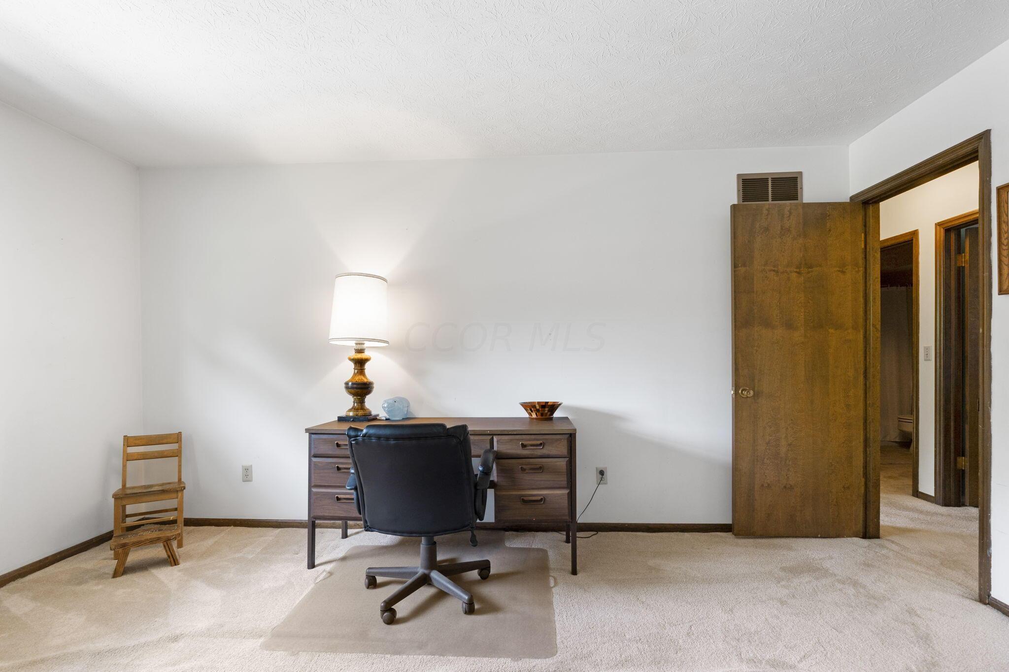 5478 Larkwood Road Columbus, OH 43229 - Photo 35 of 50 5478 Larkwood Rd (Interior)-48