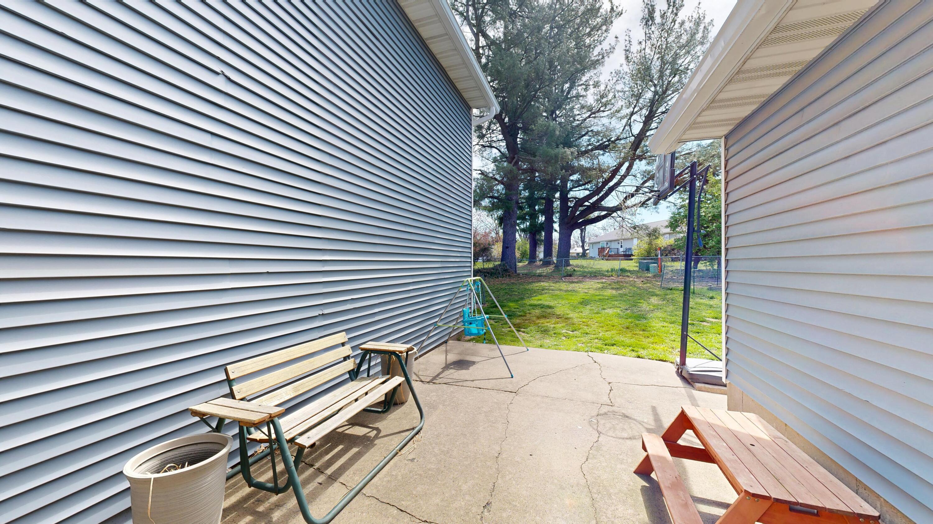 605 South Main Street Westby, WI 54667 - Photo 45 of 58 Back patio