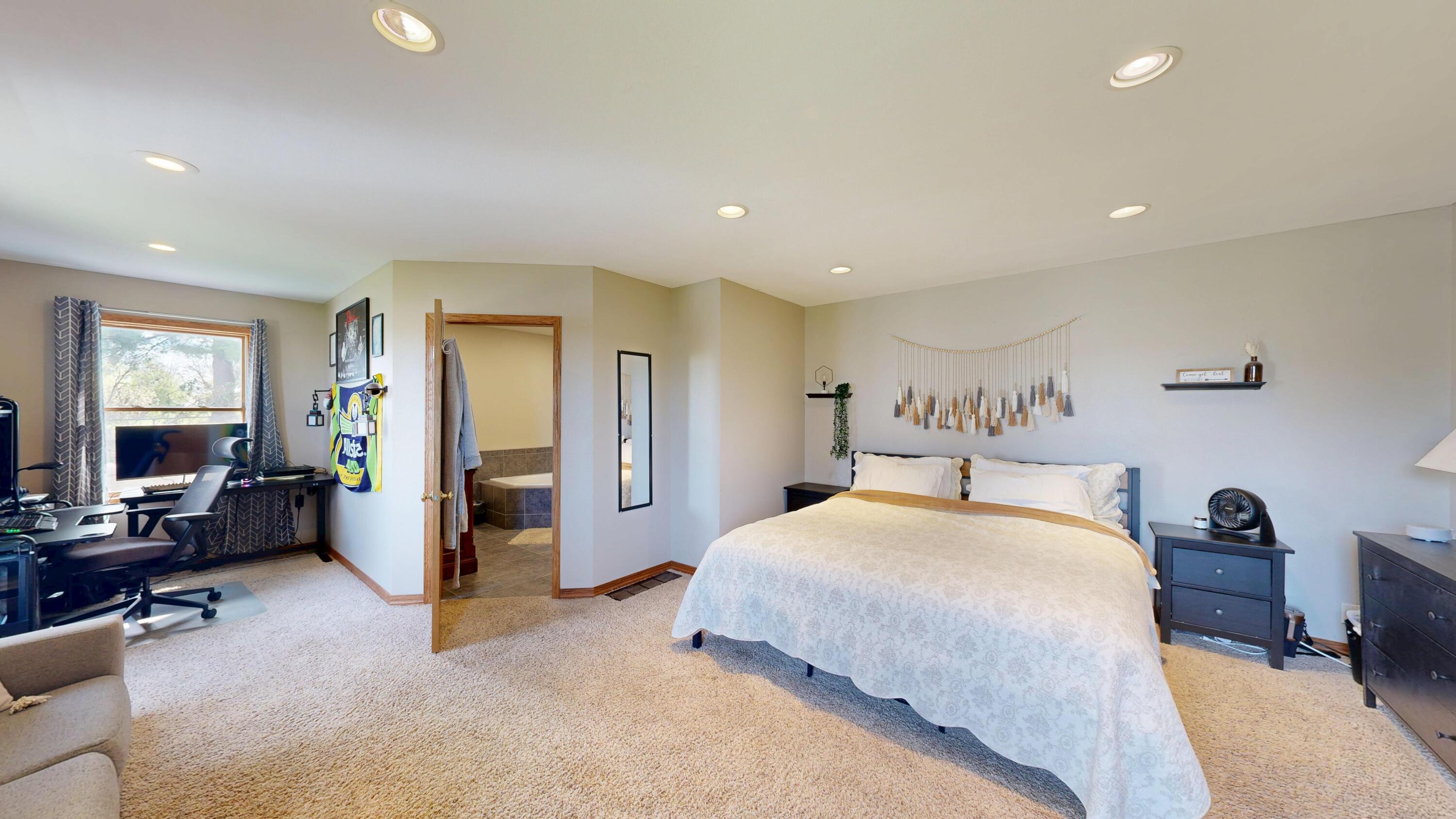 605 South Main Street Westby, WI 54667 - Photo 6 of 58 Primary Suite