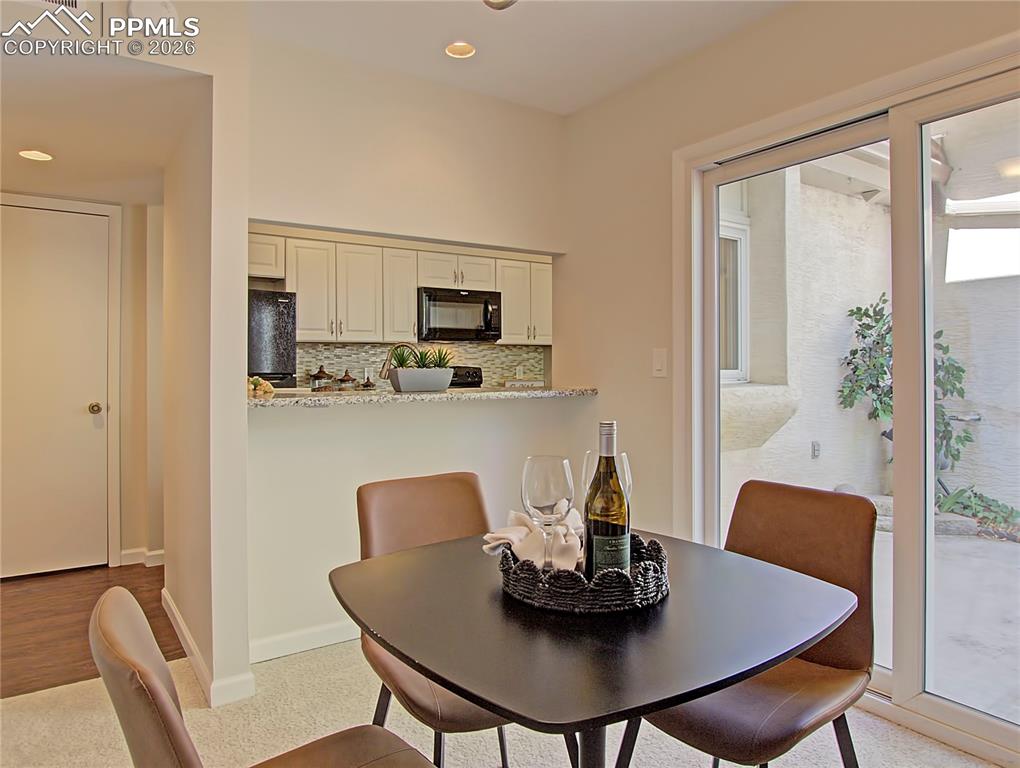 3330 Templeton Gap Road, Unit 8 Colorado Springs, CO 80907 - Photo 12 of 33