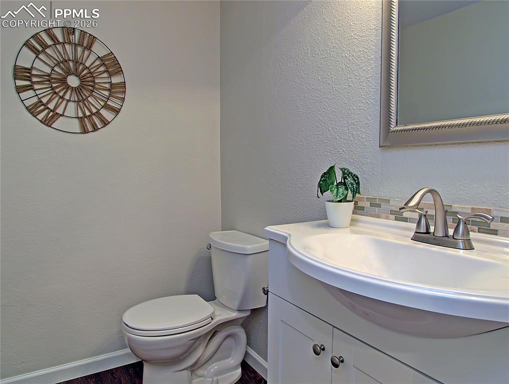 3330 Templeton Gap Road, Unit 8 Colorado Springs, CO 80907 - Photo 20 of 33