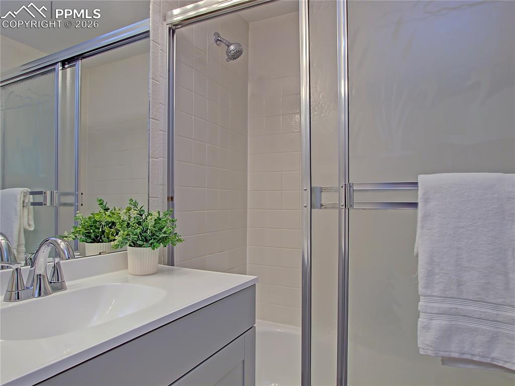 3330 Templeton Gap Road, Unit 8 Colorado Springs, CO 80907 - Photo 25 of 33