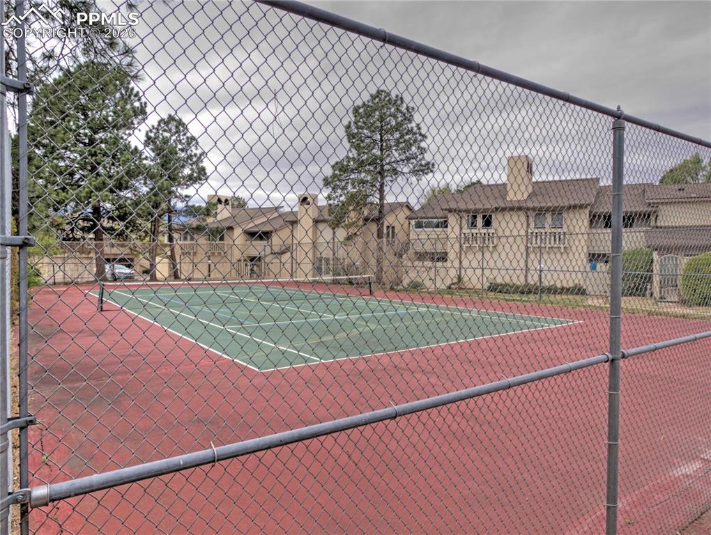 3330 Templeton Gap Road, Unit 8 Colorado Springs, CO 80907 - Photo 32 of 33